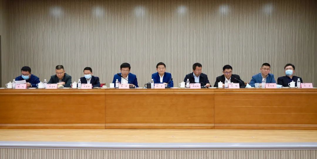 尊龙凯时要闻 | 集团举行2022年度谋划目的责任书签署仪式 - 尊龙凯时