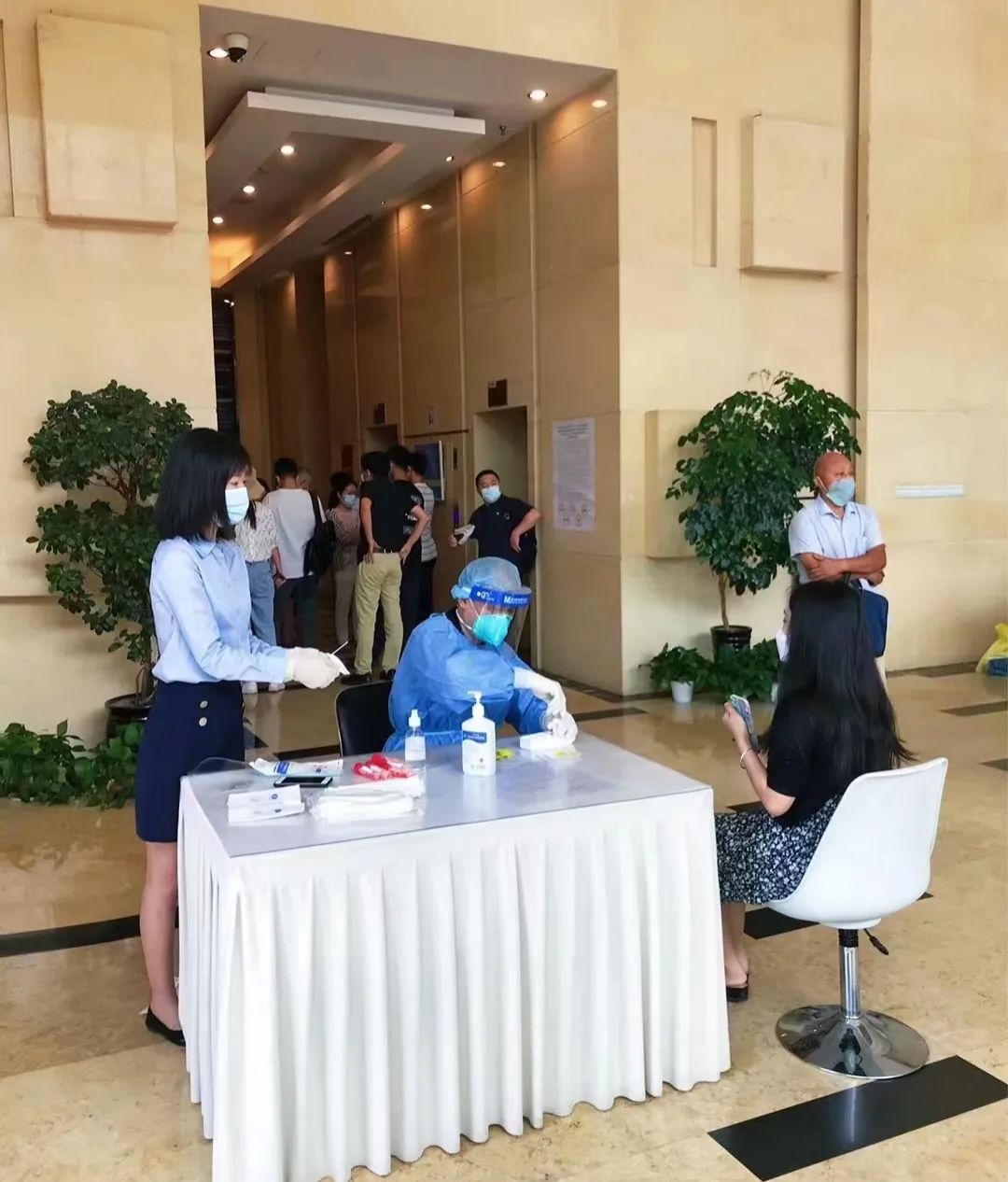 多措并举筑牢清静防地 尊龙凯时集团周全开展新冠疫情防控事情 - 尊龙凯时