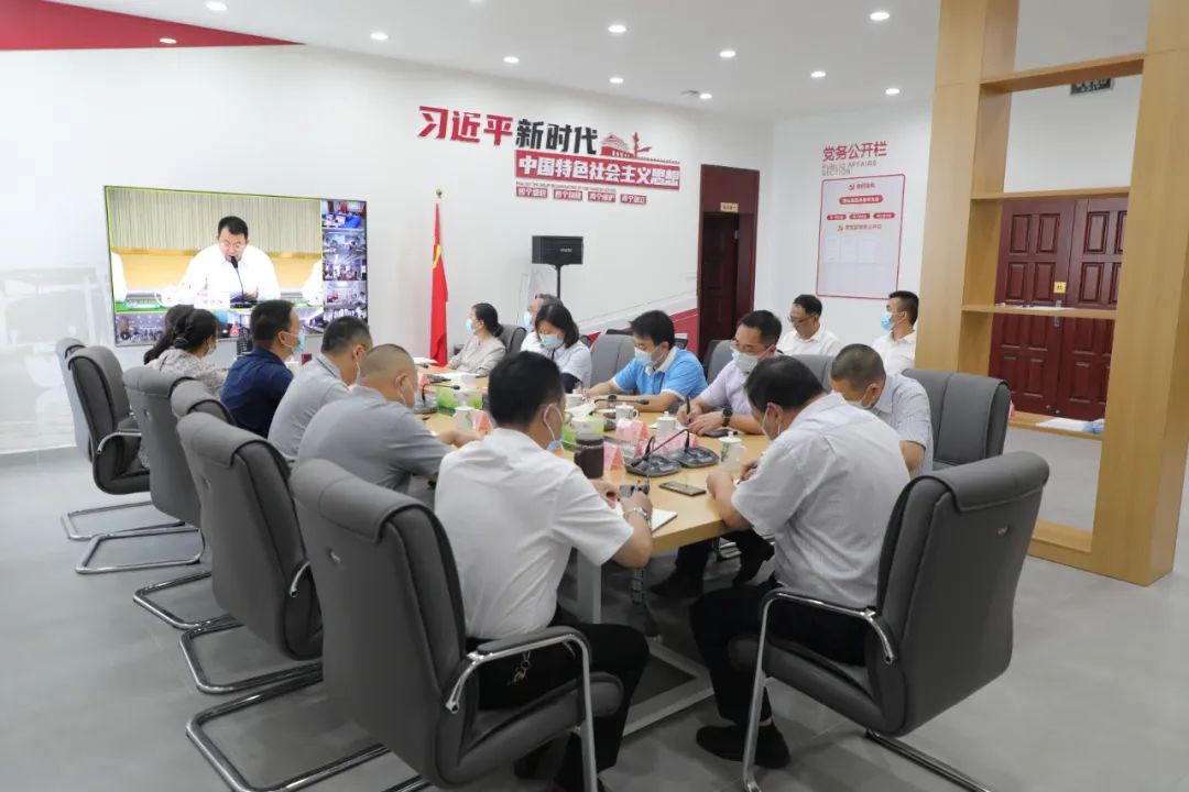 尊龙凯时集团召开“拼项目 稳增添 奋力冲刺整年目的使命”事情发动安排会 - 尊龙凯时