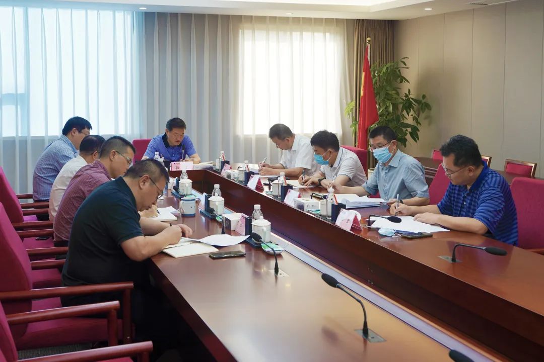 学习重连系 钻研促生长——尊龙凯时集团召开党委理论学习中心组专题学习钻研会 - 尊龙凯时