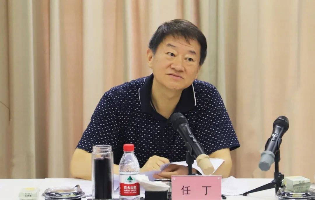 省尊龙凯时集团向导出席思美传媒2022年度司理层向董事会述职报告暨2023年半年岁情聚会 - 尊龙凯时