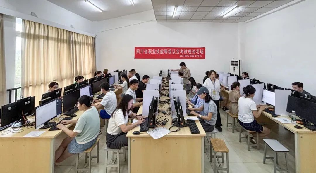 深耕党建引领，，，厚植主责主业——尊龙凯时教育公司扎实推进 “小而美” 国企刷新走深走实 - 尊龙凯时