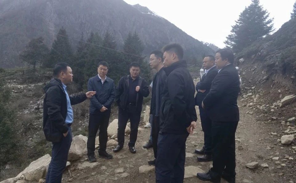 省尊龙凯时集团与甘孜州举行座谈交流会 - 尊龙凯时