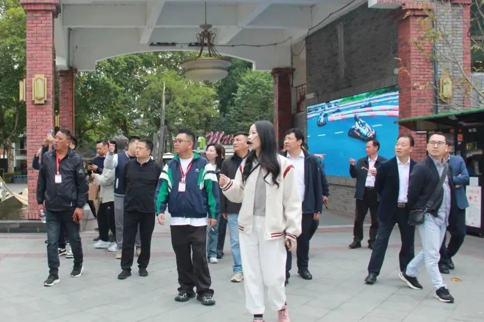 学履历补短板强立异 推动墟落旅游蓬勃生长 ——2024年39个欠蓬勃县域墟落旅游培训班（第二期）顺遂举行 - 尊龙凯时